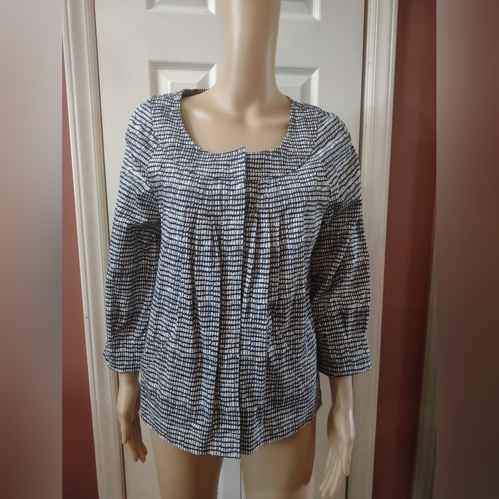 Apostrophe women's snap up long sleeve shirt size 12